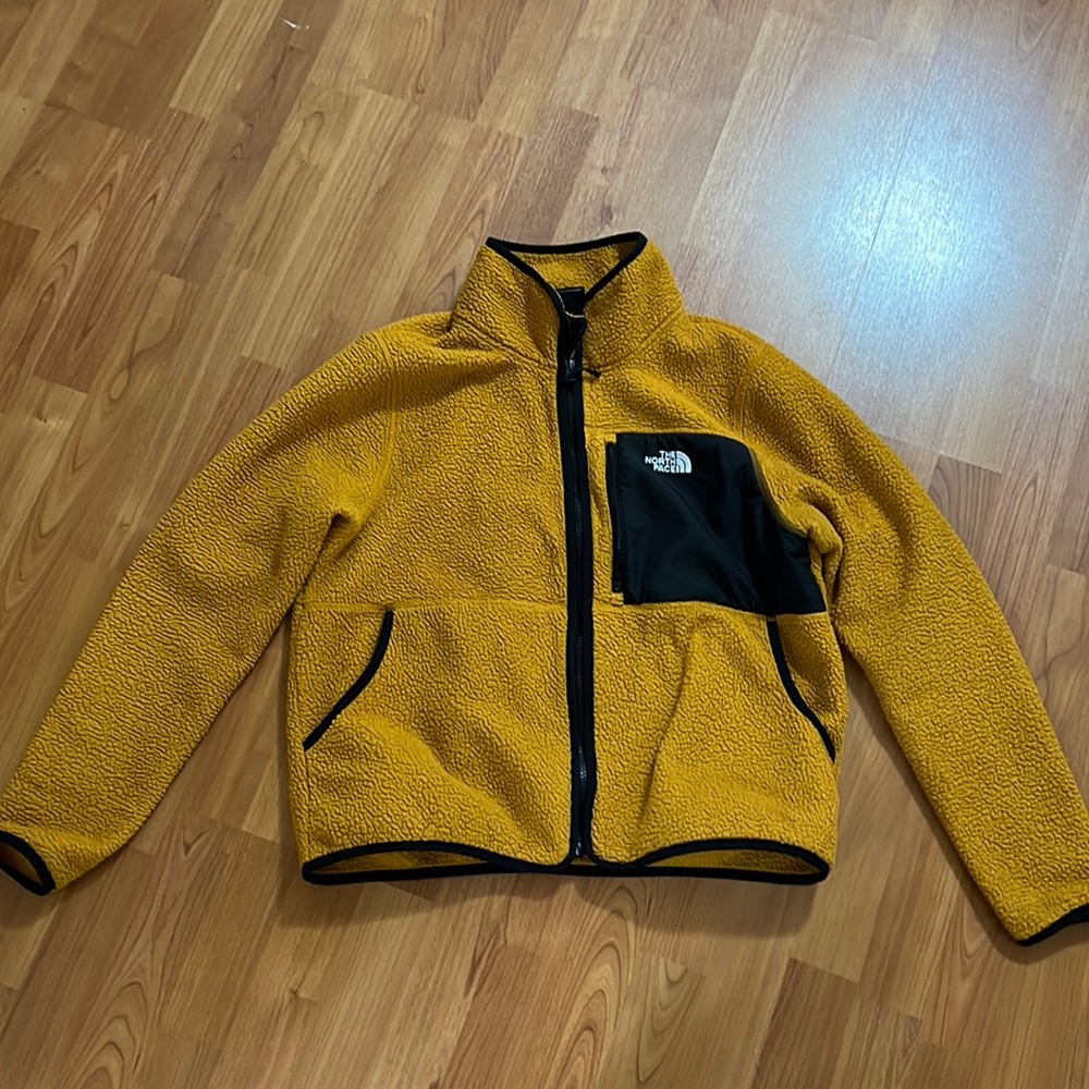 The north face cropped fleece jacket L $128 mustard